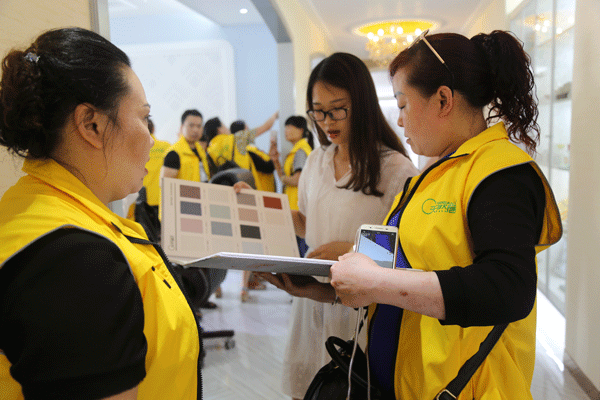 天然居硅藻泥第22期營(yíng)銷(xiāo)培訓(xùn)圓滿(mǎn)結(jié)業(yè) 天然居硅藻泥第22期營(yíng)銷(xiāo)培訓(xùn)圓滿(mǎn)結(jié)業(yè)