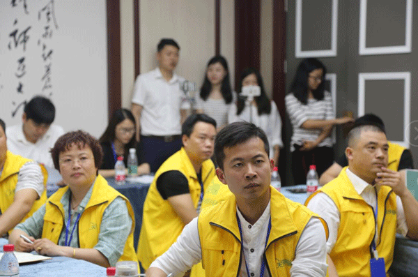 天然居硅藻泥第22期營(yíng)銷(xiāo)培訓(xùn)圓滿(mǎn)結(jié)業(yè) 天然居硅藻泥第22期營(yíng)銷(xiāo)培訓(xùn)圓滿(mǎn)結(jié)業(yè)